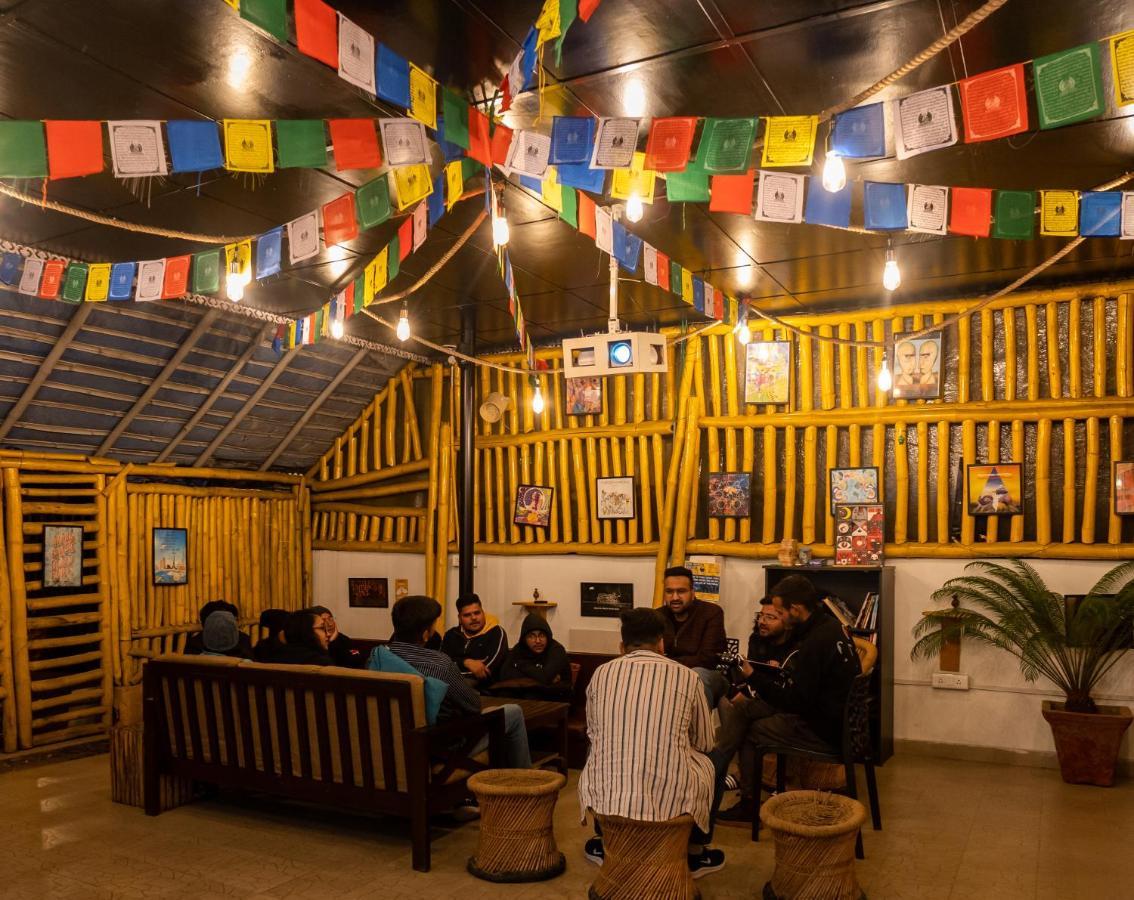 The Trippy Tribe Hostel Bir  Exterior photo