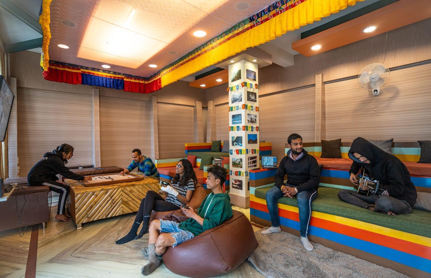 The Trippy Tribe Hostel Bir  Exterior photo